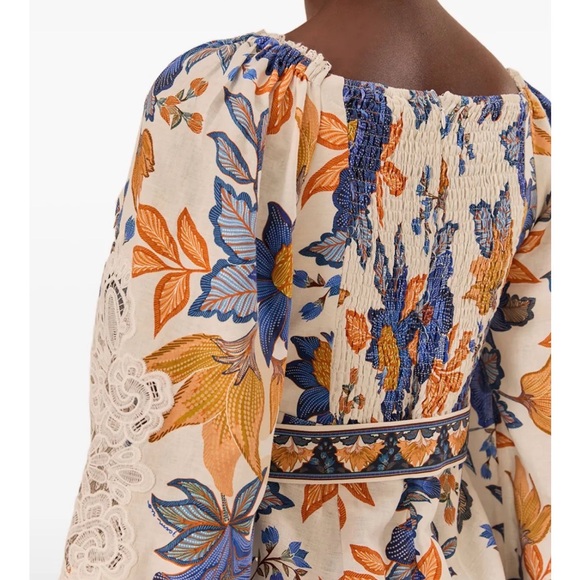 FARM Rio lace-trimmed floral playsuit XS - Picture 4 of 9